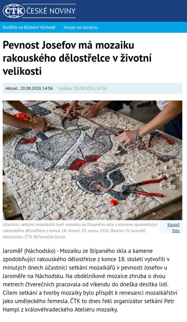 Pevnost Josefov má mozaiku rakouského dělostřelce v životní velikosti
